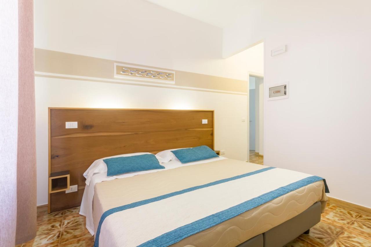 Standard Double or Twin Room Balcony