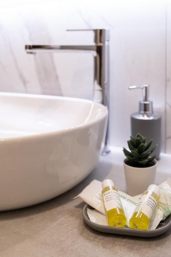 Double Room Private Bathroom