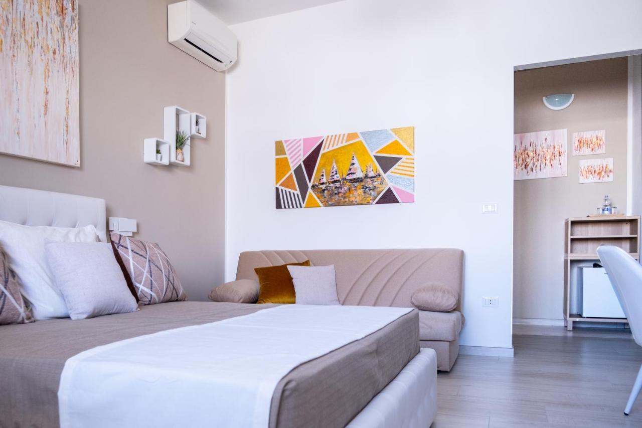 Double Room Private Bathroom