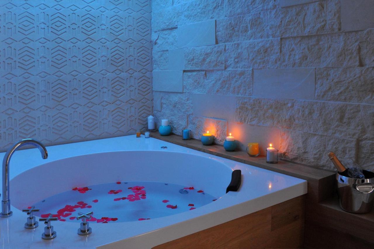 Suite Hot Tub