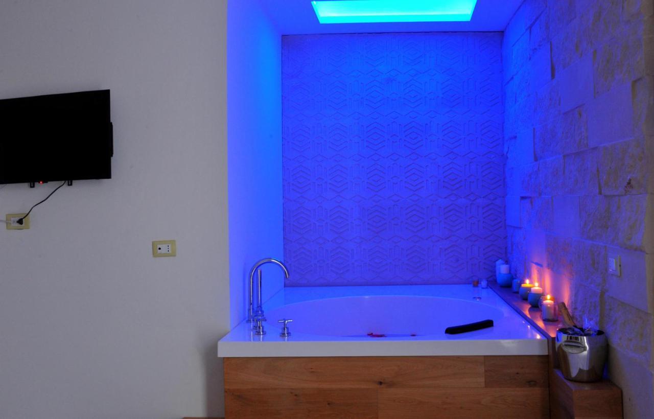 Suite Hot Tub